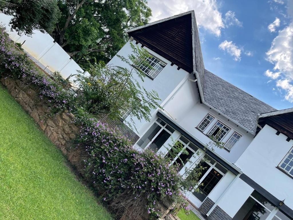 Bed and Breakfast The South Way Johannesburg Exterior foto